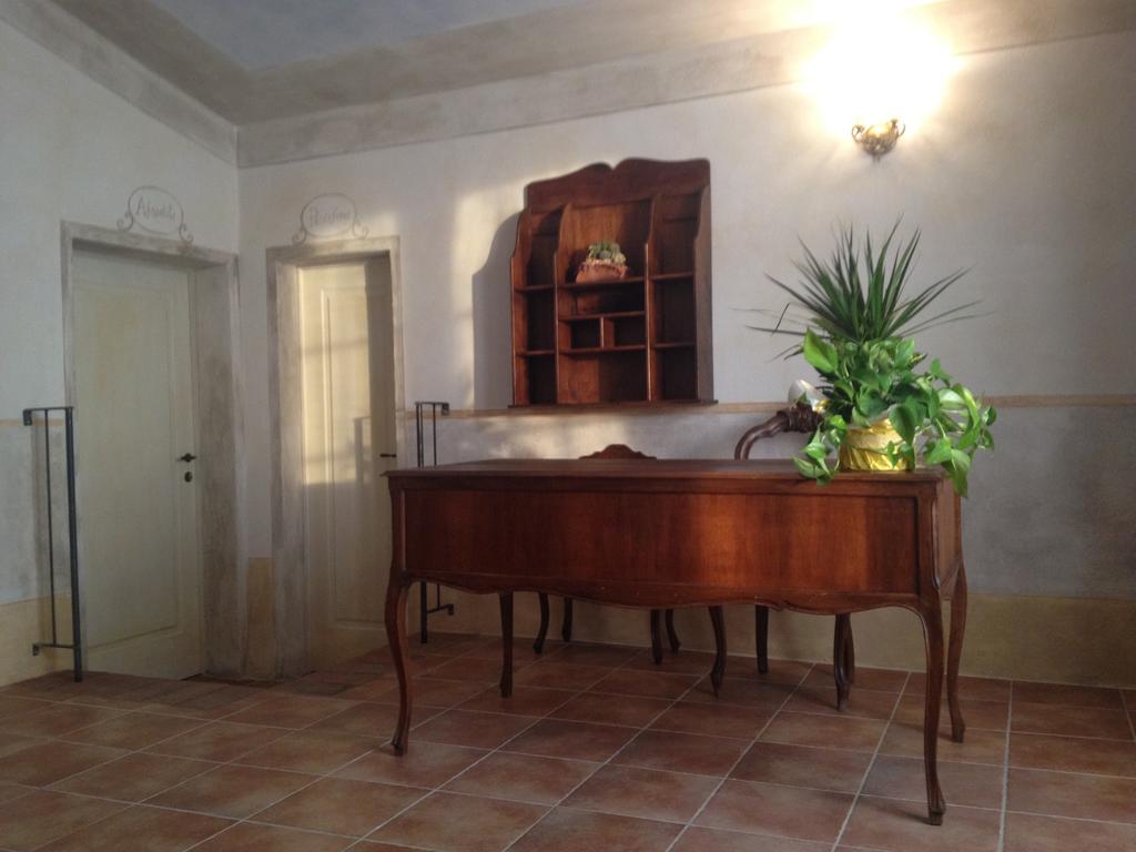 La Locanda Di Ortimino Монтеспертоли Екстериор снимка