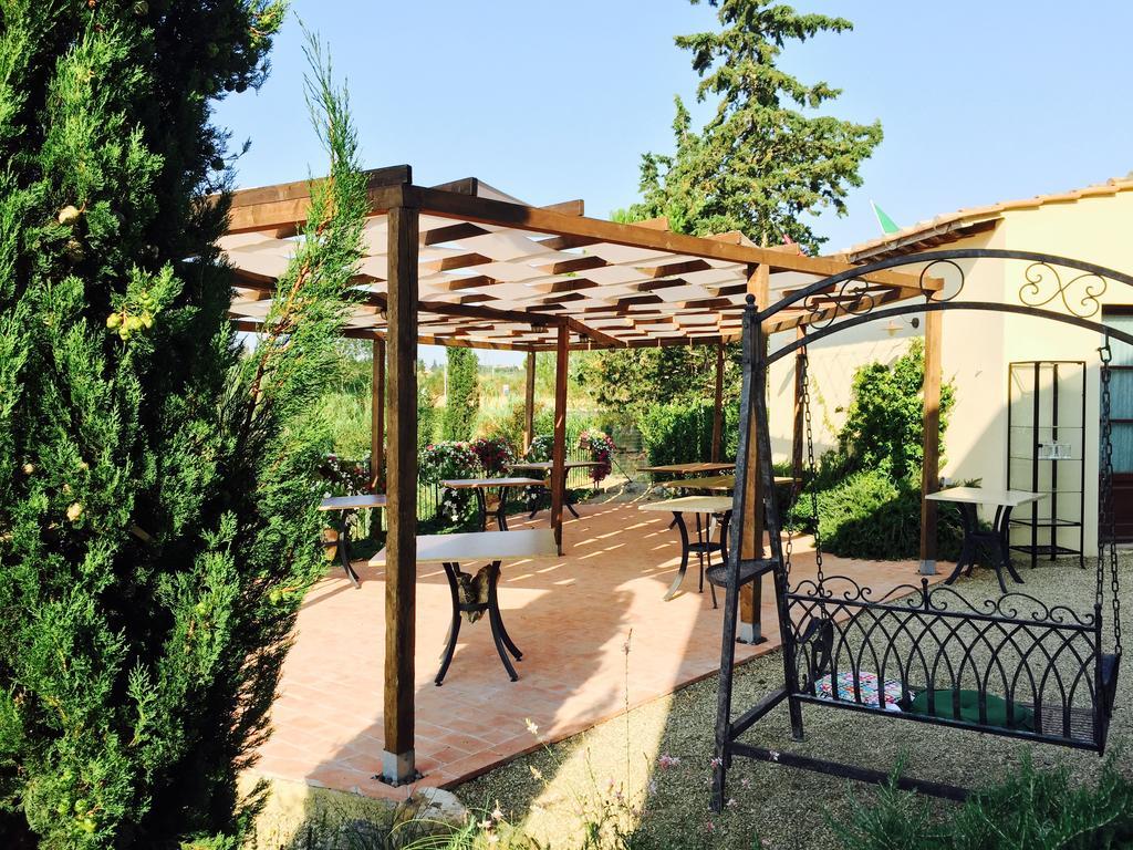 La Locanda Di Ortimino Монтеспертоли Екстериор снимка
